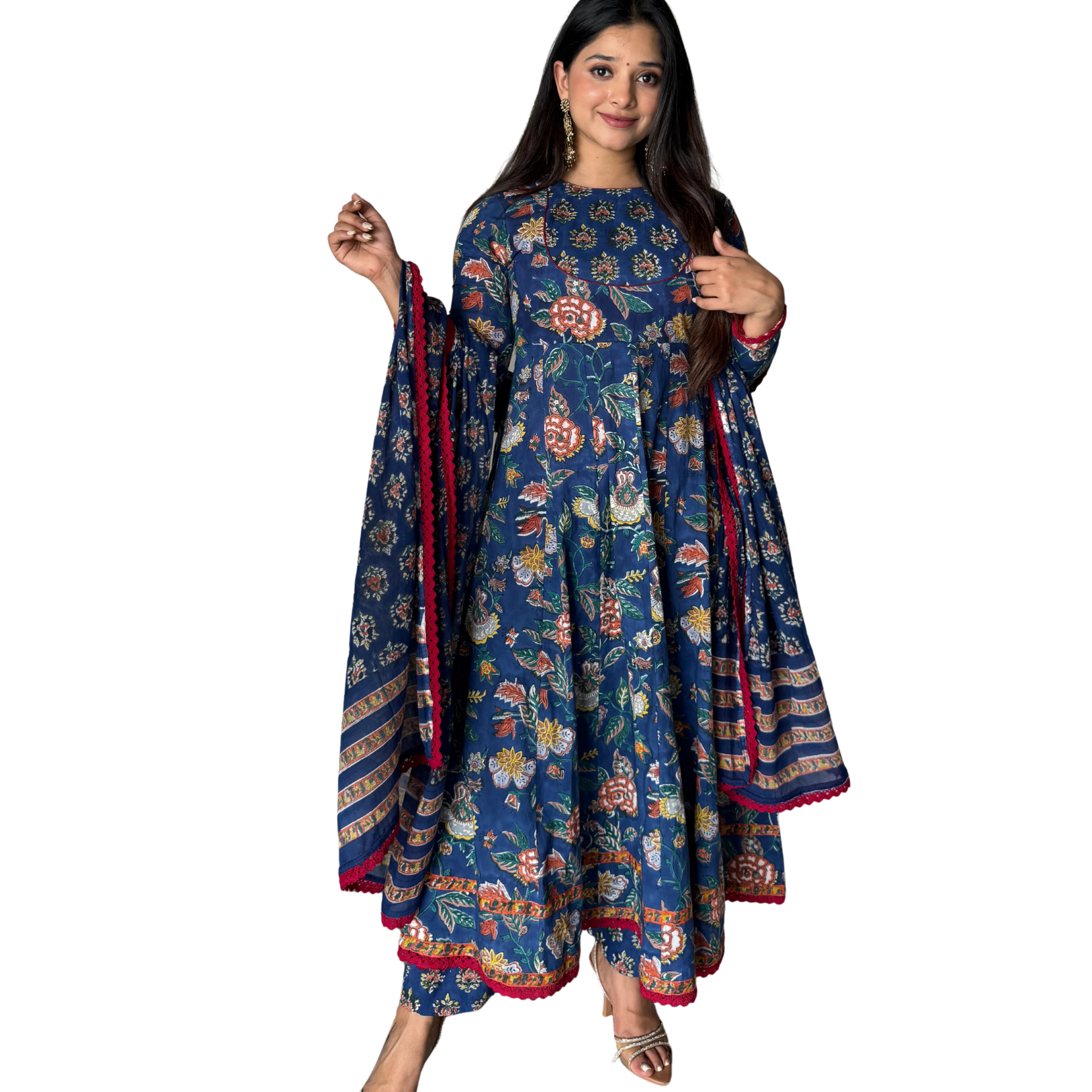 The Malabar Kasavu Salwar Suit | Traditional Cream & Gold Handloom Set5