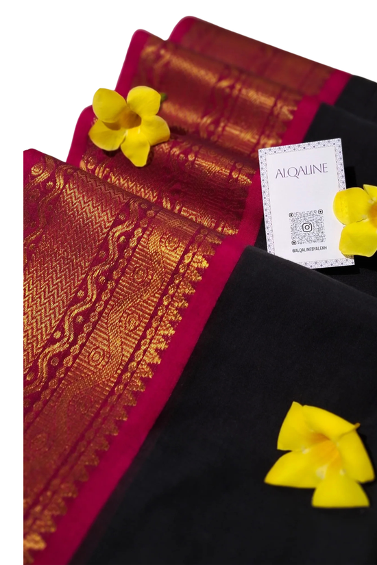 The Malabar Kasavu Salwar Suit | Traditional Cream & Gold Handloom Set4