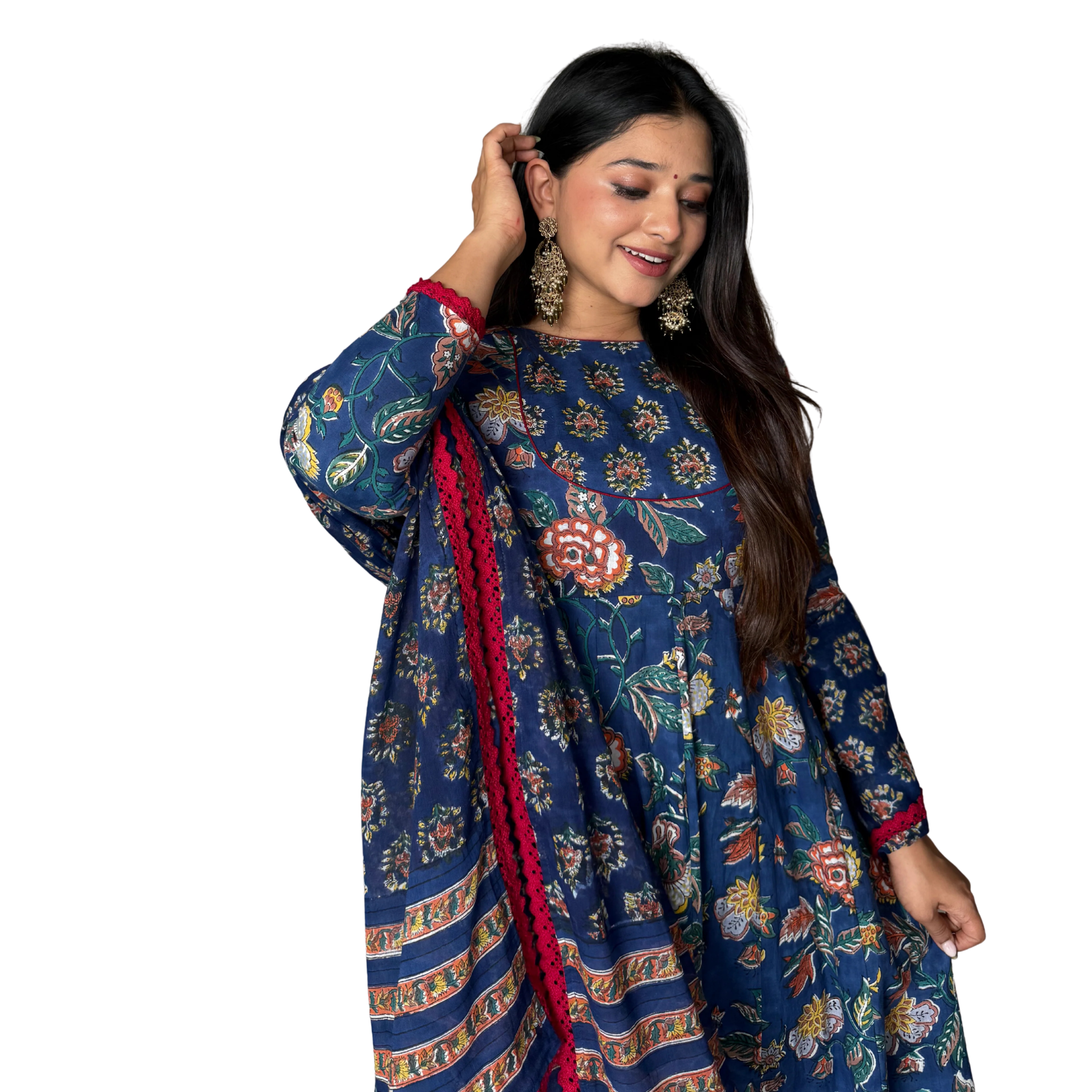 The Malabar Kasavu Salwar Suit | Traditional Cream & Gold Handloom Set6